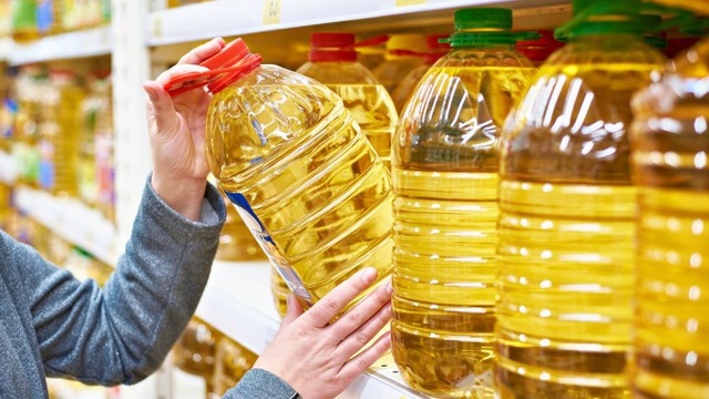 2 loại dầu ăn gây hại cho sức khỏe ít ai ngờ- Ảnh 2. 2 loại dầu ăn gây hại cho sức khỏe ít ai ngờ- Ảnh 2.