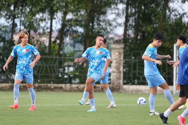 Lịch thi đấu bóng đá hôm nay ngày 3/9: U23 Việt Nam đấu Bangladesh- Ảnh 1. Lịch thi đấu bóng đá hôm nay ngày 3/9: U23 Việt Nam đấu Bangladesh- Ảnh 1.