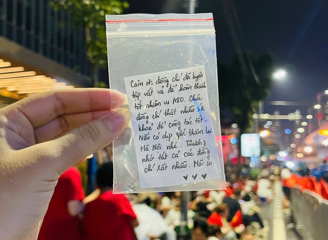 Đêm không ngủ ở lều quân y A80- Ảnh 6. Đêm không ngủ ở lều quân y A80- Ảnh 6.