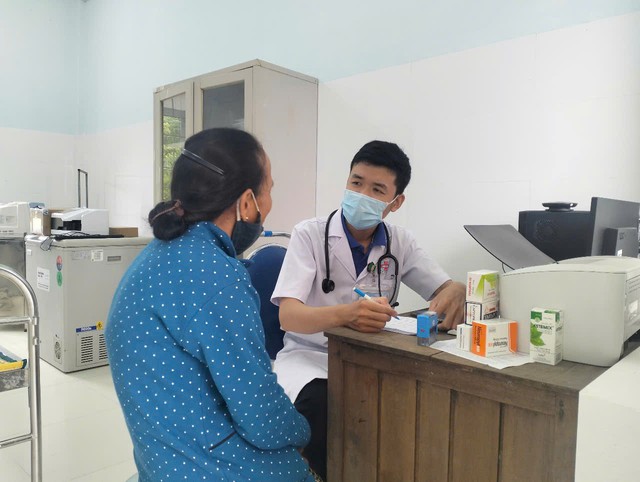 Huế tăng cường chăm sóc sức khỏe toàn diện cho người cao tuổi- Ảnh 1.
