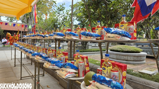 Hàng vạn du khách đổ về di tích Côn Sơn - Kiếp Bạc trước ngày khai hội- Ảnh 5.