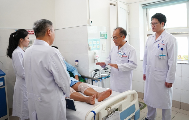 Loại 'keo tự thân' giúp bệnh nhân thoái hoá khớp thoát khỏi cơn đau kéo dài- Ảnh 2.