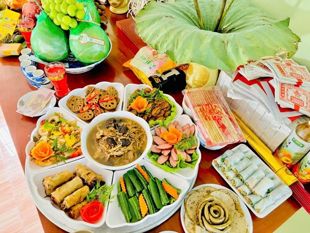 Khung giờ và hai ngày 'đại lộc' cúng Rằm tháng 7 âm lịch 2025- Ảnh 2. Khung giờ và hai ngày 'đại lộc' cúng Rằm tháng 7 âm lịch 2025- Ảnh 2.