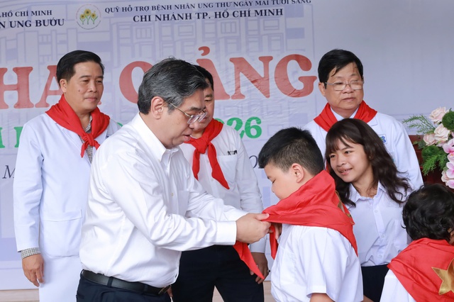 Khai giảng lớp học đặc biệt ở TPHCM tiếp nghị lực cho bệnh nhi ung thư- Ảnh 1. Khai giảng lớp học đặc biệt ở TPHCM tiếp nghị lực cho bệnh nhi ung thư- Ảnh 1.