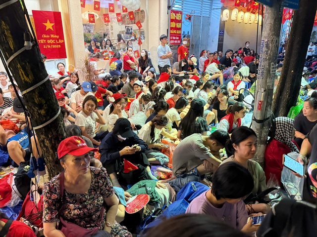 Người đang bị phạt tù nhận quà tặng 100.000 đồng dịp 2/9 thế nào?- Ảnh 1.