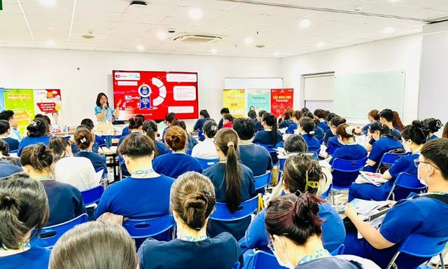 Sắt Ferrolip đã có mặt tại nhiều chuỗi nhà thuốc, shop mẹ bé lớn trên toàn quốc: Long Châu, Pharmacity, Kidsplaza,...- Ảnh 2. Sắt Ferrolip đã có mặt tại nhiều chuỗi nhà thuốc, shop mẹ bé lớn trên toàn quốc: Long Châu, Pharmacity, Kidsplaza,...- Ảnh 2.