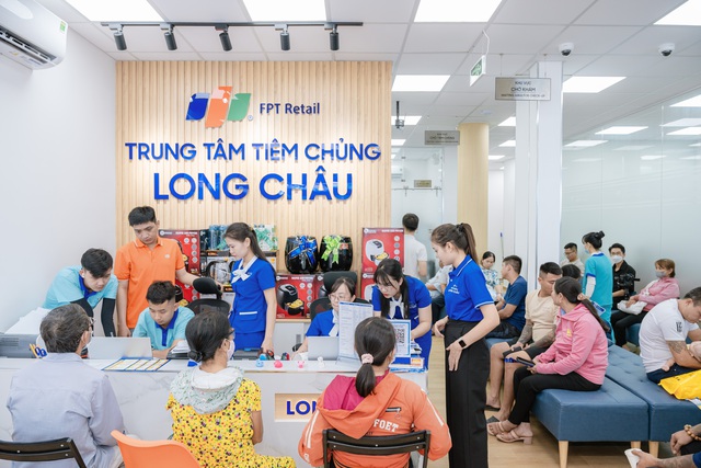 Long Châu 'kết nối' cùng Dương Domic mang đến trải nghiệm bảo vệ sức khỏe hạng A cho giới trẻ - Ảnh 3. Long Châu 'kết nối' cùng Dương Domic mang đến trải nghiệm bảo vệ sức khỏe hạng A cho giới trẻ - Ảnh 3.