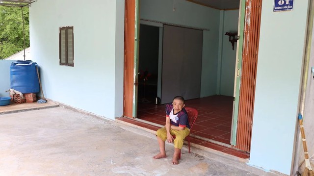 Thanh Hóa 'trao nhà' cho hộ vượt chuẩn nghèo- Ảnh 2.