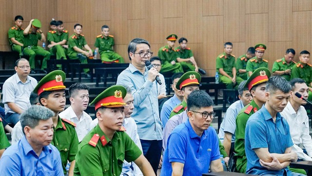 Hình ảnh xét xử các bị cáo trong vụ án Thuận An- Ảnh 4. Hình ảnh xét xử các bị cáo trong vụ án Thuận An- Ảnh 4.