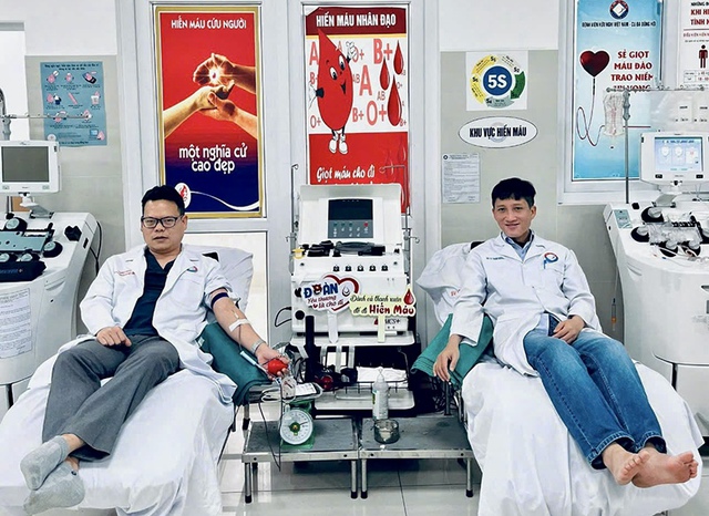 Nhiều tập thể, cá nhân của Bệnh viện Hữu nghị Việt Nam - Cuba Đồng Hới nhận Bằng khen của Bộ Y tế- Ảnh 3.