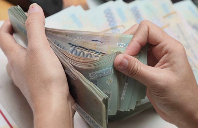 Từ năm 2026, thu phí, lệ phí sai luật có thể bị phạt tới 100 triệu đồng- Ảnh 1.