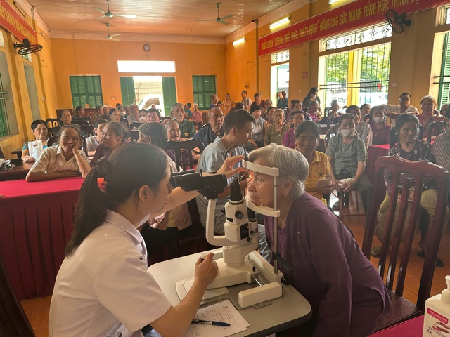 Bệnh viện Mắt Hà Nội - Yên Bái và hành trình chăm sóc đôi mắt người dân- Ảnh 2.