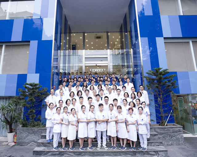 Bệnh viện Đa khoa Hà Nội: 15 năm hành trình tận tâm vì sức khỏe cộng đồng- Ảnh 1. Bệnh viện Đa khoa Hà Nội: 15 năm hành trình tận tâm vì sức khỏe cộng đồng- Ảnh 1.