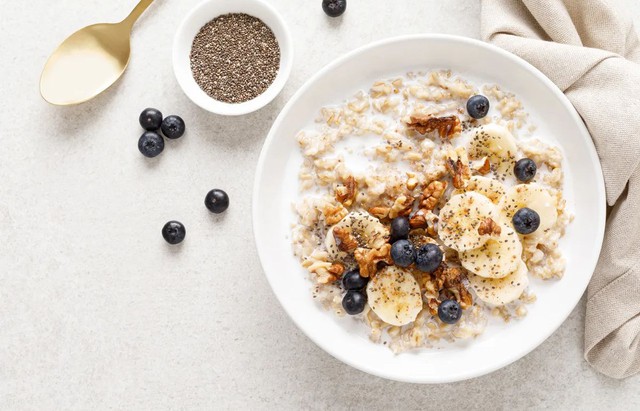 3 công thức yến mạch hạt chia giúp giảm cân và đốt mỡ nhanh hơn- Ảnh 1.