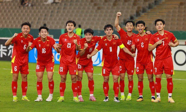 Hạ U23 UAE sau 120 phút nghẹt thở, U23 Việt Nam giành vé vào bán kết - Ảnh 1.