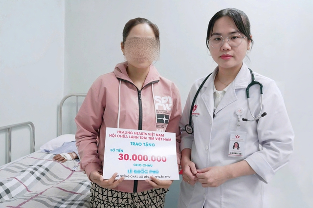 Kịp thời cứu bé 9 tuổi xuất huyết não, động kinh do u máu thể hang- Ảnh 2.