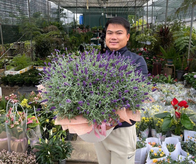 Những người trẻ chọn ở lại Hà Nội tìm giá trị riêng trong kỳ nghỉ đầu năm- Ảnh 3.