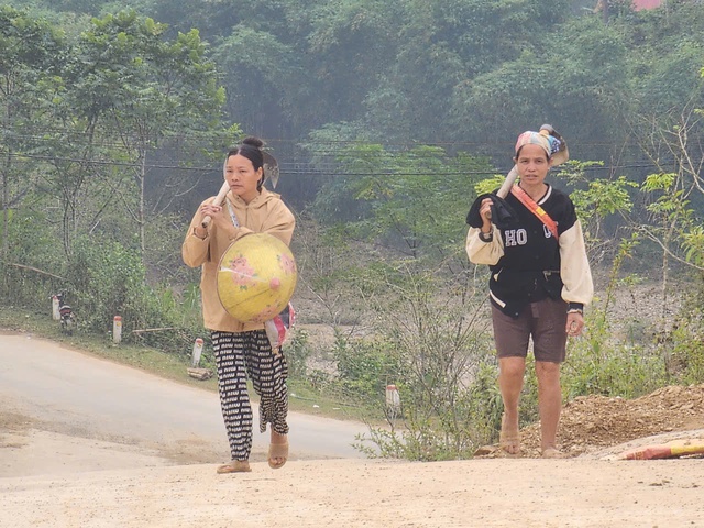 Khép lại nỗi lo thiên tai, hiện thực hóa giấc mơ an cư tại khu tái định cư Tam Văn- Ảnh 2. Khép lại nỗi lo thiên tai, hiện thực hóa giấc mơ an cư tại khu tái định cư Tam Văn- Ảnh 2.