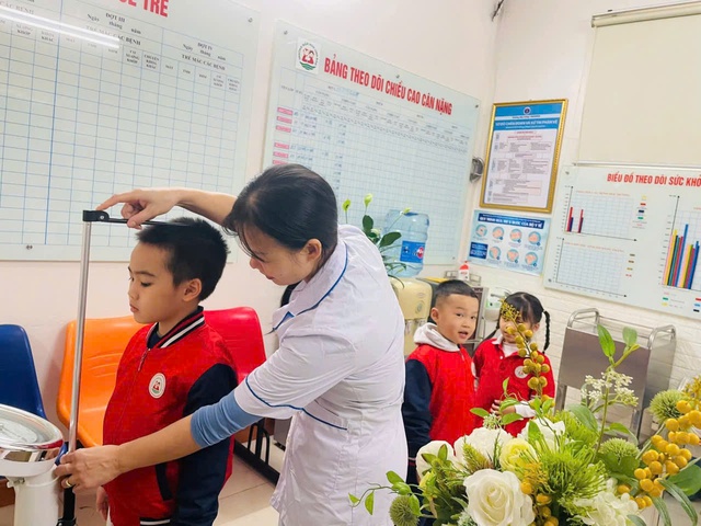 Phụ cấp ưu đãi nghề tối thiểu 70%: Tác động gì tới giáo viên từ năm 2026?- Ảnh 1. Phụ cấp ưu đãi nghề tối thiểu 70%: Tác động gì tới giáo viên từ năm 2026?- Ảnh 1.