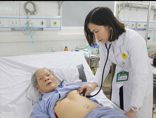 Miền Bắc rét đậm rét hại: Người cao tuổi dễ đột quỵ não và nhồi máu cơ tim- Ảnh 1.