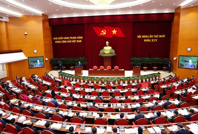 Danh sách 19 đồng chí Ủy viên Bộ Chính trị khóa XIV- Ảnh 1.