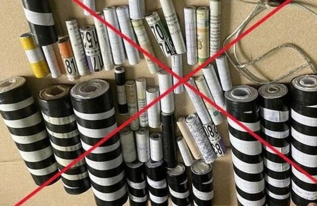 Tự chế pháo nổ, nhiều học sinh nát tay, bỏng mặt trước Tết- Ảnh 2. Tự chế pháo nổ, nhiều học sinh nát tay, bỏng mặt trước Tết- Ảnh 2.