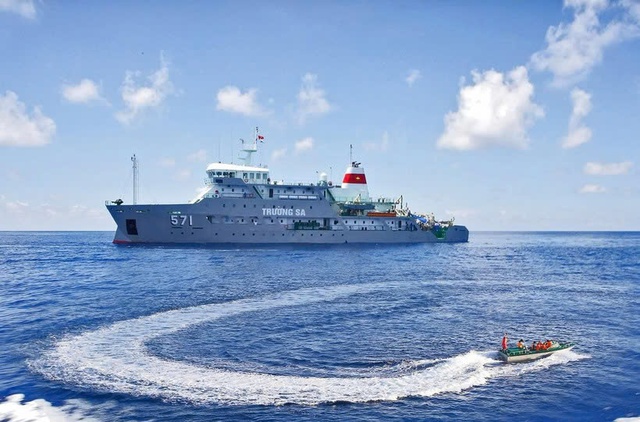 Khí thế và niềm tin của cán bộ, chiến sĩ Hải quân với kết quả Đại hội XIV- Ảnh 2. Khí thế và niềm tin của cán bộ, chiến sĩ Hải quân với kết quả Đại hội XIV- Ảnh 2.