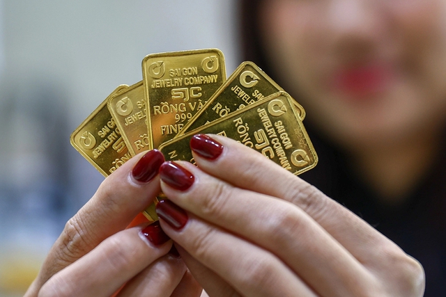 Giá vàng hôm nay ngày 26/1 đồng loạt tăng rất mạnh lên đỉnh- Ảnh 1.