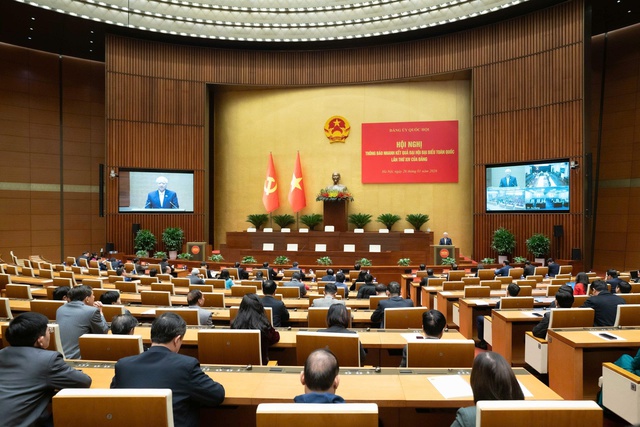 Chủ tịch Quốc hội chủ trì Hội nghị thông báo nhanh kết quả Đại hội XIV của Đảng- Ảnh 4.