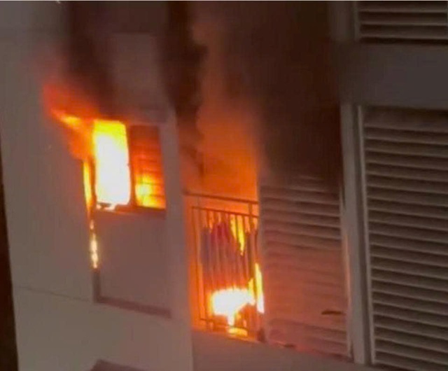 2 mẹ con trong vụ cháy chung cư tại TPHCM đã tử vong- Ảnh 1.