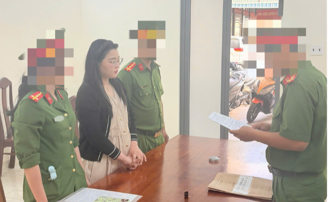 Khởi tố nữ chủ cơ sở sản xuất hơn 10.000 mỹ phẩm giả- Ảnh 1.