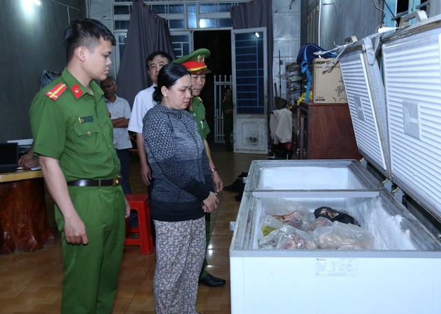 Bắt tạm giam đối tượng tiêu thụ khoảng 12 tấn thịt lợn nhiễm dịch tả châu Phi- Ảnh 1.