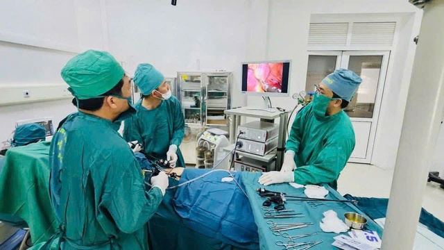 Cứu cô gái 24 tuổi vỡ thai ngoài tử cung- Ảnh 1. Cứu cô gái 24 tuổi vỡ thai ngoài tử cung- Ảnh 1.