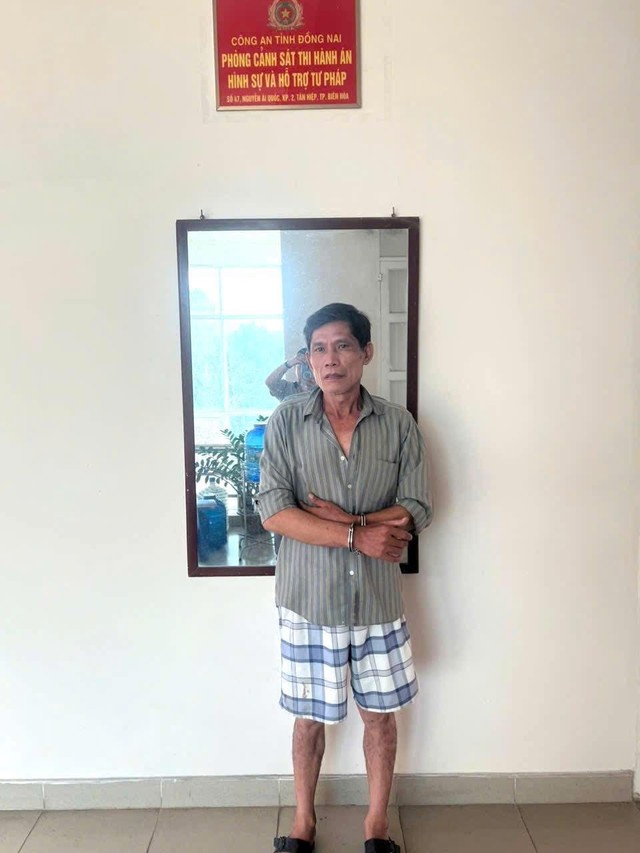 Được tại ngoại, 'con bạc chuyên nghiệp' bỏ trốn- Ảnh 1. Được tại ngoại, 'con bạc chuyên nghiệp' bỏ trốn- Ảnh 1.