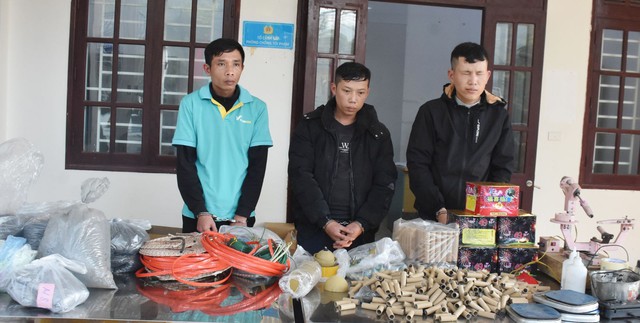 Thanh Hoá: Triệt phá nhiều đường dây mua bán, vận chuyển pháo trái phép quy mô lớn- Ảnh 1.