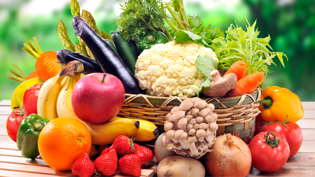 So sánh hướng dẫn dinh dưỡng cho người Mỹ và tháp dinh dưỡng cho người Việt Nam- Ảnh 1.