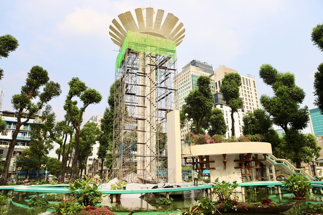 Diện mạo Hồ Con Rùa sau một tuần chỉnh trang- Ảnh 1.