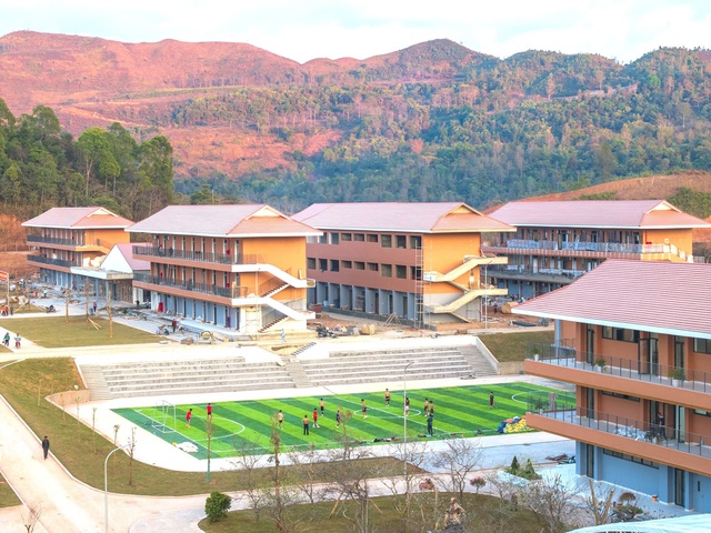 Máy tính bảng, nhạc cụ dân tộc… và ngôi trường '5 sao' hiện đại vùng biên giới Điện Biên- Ảnh 7.