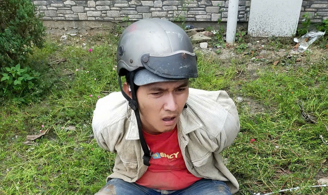 Đang đi vay tiền, 2 thanh niên nảy ý định trộm xe mô tô- Ảnh 1.