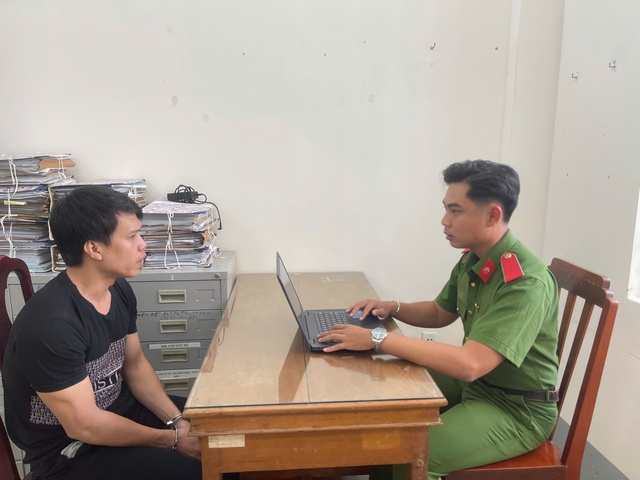 Đang đi vay tiền, 2 thanh niên nảy ý định trộm xe mô tô- Ảnh 2.