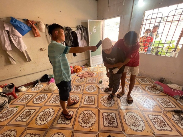 Cầm dao chém người lúc ăn nhậu rồi trộm xe tẩu thoát- Ảnh 3.