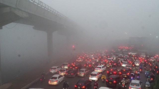 Nhiều tỉnh miền Bắc tái diễn ô nhiễm không khí, chuyên gia chỉ cách bảo vệ sức khoẻ- Ảnh 1.