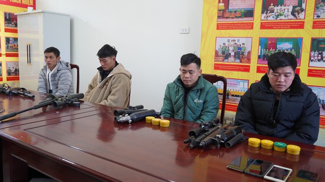 Làm rõ nhóm đối tượng mua bán, tàng trữ súng nén khí tại Thái Nguyên- Ảnh 1. Làm rõ nhóm đối tượng mua bán, tàng trữ súng nén khí tại Thái Nguyên- Ảnh 1.