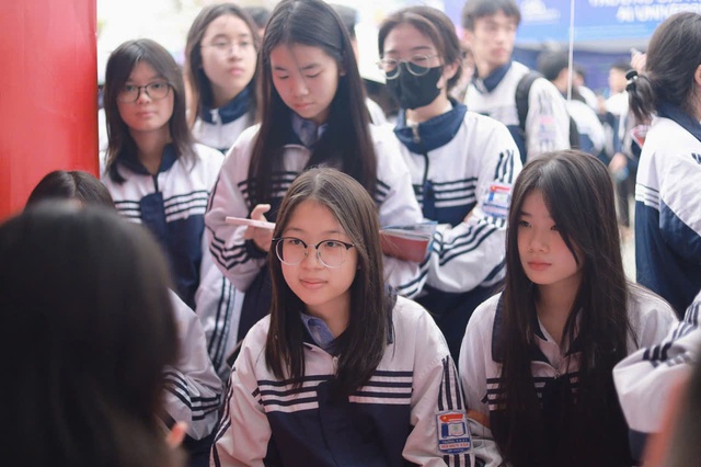 Siết 10 nguyện vọng đại học: Dễ cho hệ thống, khó cho thí sinh?- Ảnh 1.