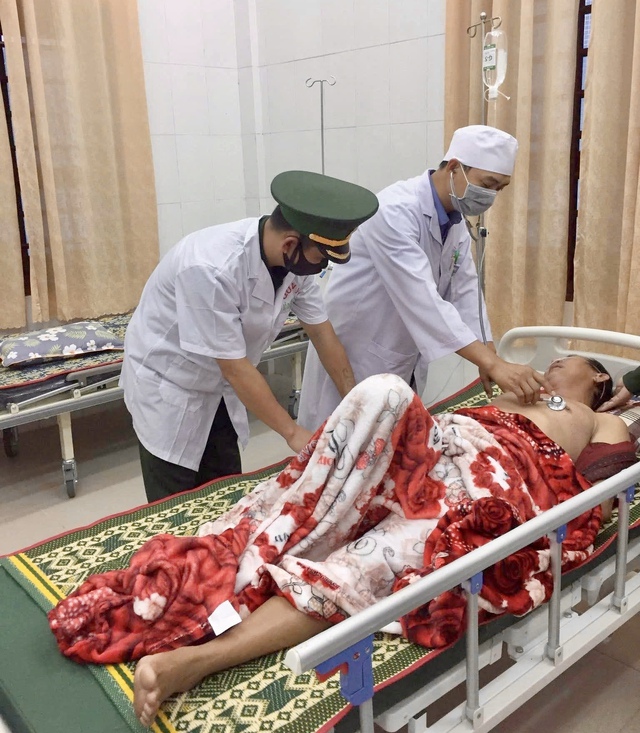 Tết bệnh viện (4): Những 'chiến sĩ áo trắng' nơi đảo tiền tiêu- Ảnh 5.