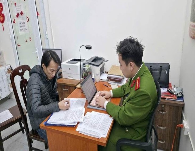 7 năm vượt biên trốn truy nã, kẻ giết người ra đầu thú- Ảnh 1.