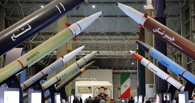 Vì sao kho tên lửa Iran khiến Mỹ lo ngại tại Trung Đông?- Ảnh 1. Vì sao kho tên lửa Iran khiến Mỹ lo ngại tại Trung Đông?- Ảnh 1.