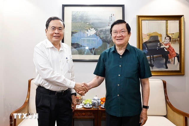 Chủ tịch Quốc hội thăm, chúc Tết các đồng chí nguyên lãnh đạo Đảng, Nhà nước- Ảnh 2.