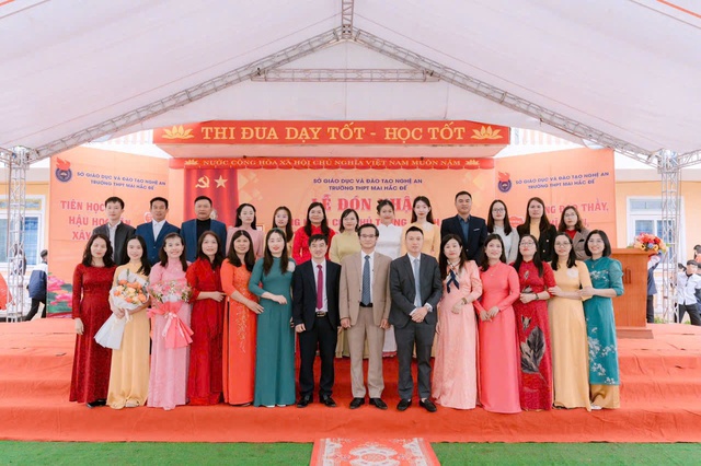 Từ nội lực đến vinh danh cấp Nhà nước: dấu ấn 5 năm bứt phá của trường THPT Mai Hắc Đế- Ảnh 2.