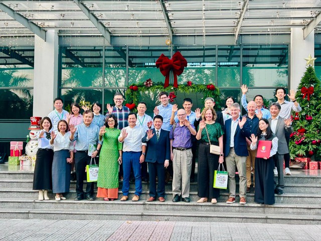 Hành trình 25 năm phát triển của Trường Đại học Y tế công cộng và ngành Y tế công cộng tại Việt Nam- Ảnh 5. Hành trình 25 năm phát triển của Trường Đại học Y tế công cộng và ngành Y tế công cộng tại Việt Nam- Ảnh 5.